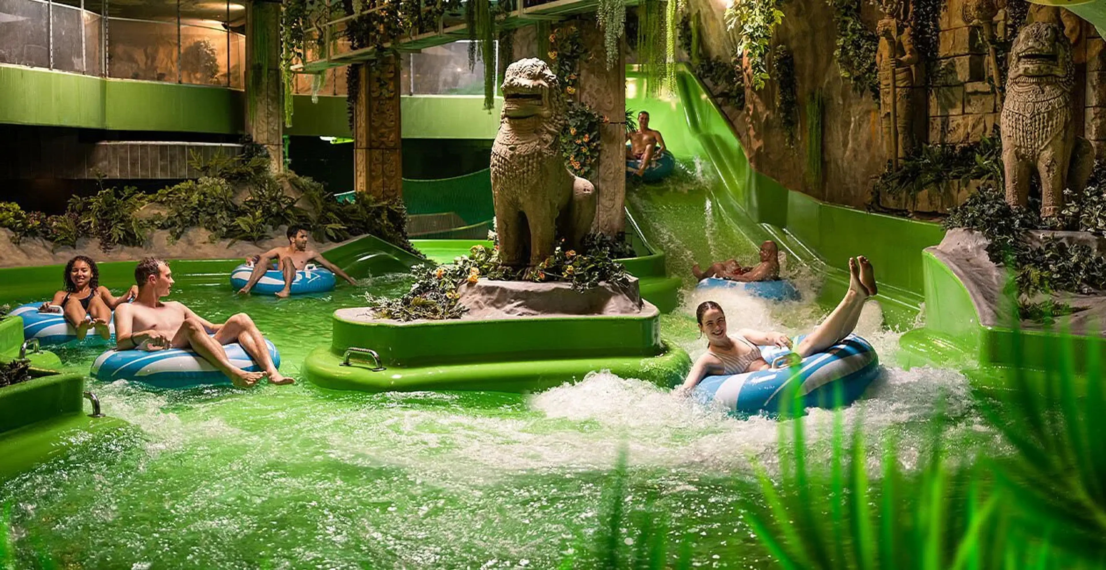 Alpamare Wasserpark: Rutschen, Wellen und Adrenalin