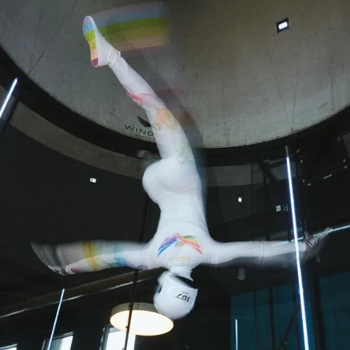 Flying in the wind tunnel